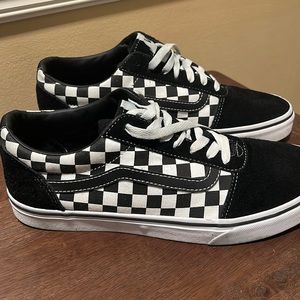 Men’s Vans checkerboard print. Only worn 2 times.